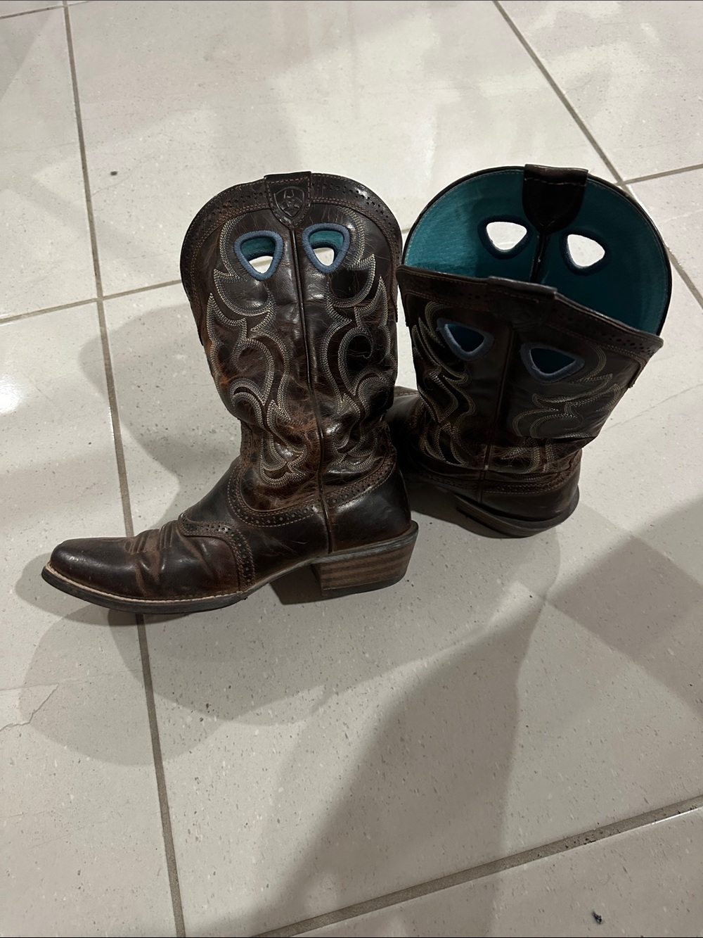 Ariat Rawhide Distressed Brown Leather Western Cowboy Boots Size 8